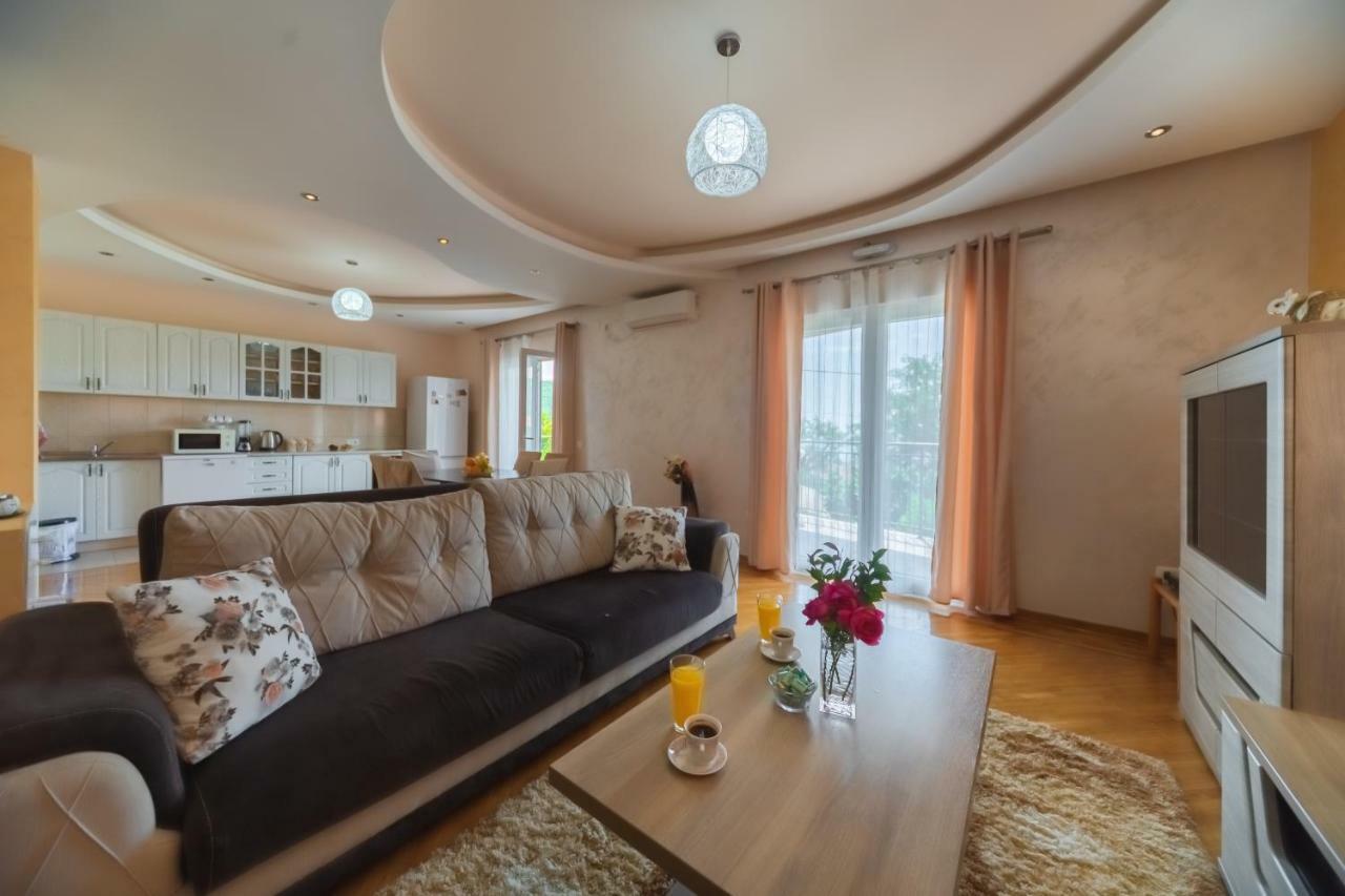 Villa Sunny Hill Budva Exteriör bild